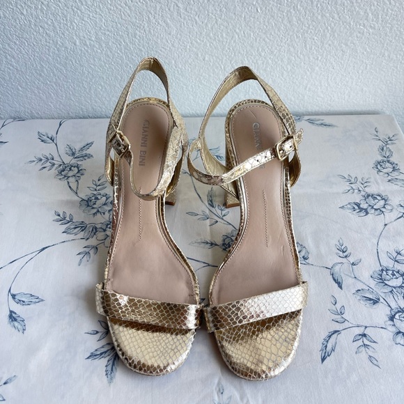 gold snake block heel - Picture 3 of 5